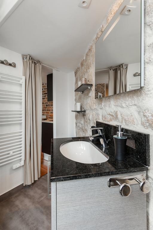 Saint Germain Des Pres Bail Mobilite Only Apartment Paris Exterior photo